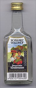 «Schwarz Waldhof Schwarzwalder Kirschwasser»