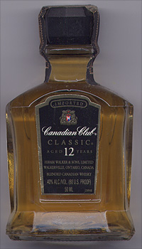 «Canadian Club Classic 12 aged years»