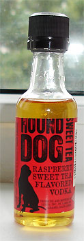 «Hound Dog Raspberry Sweet Tea»