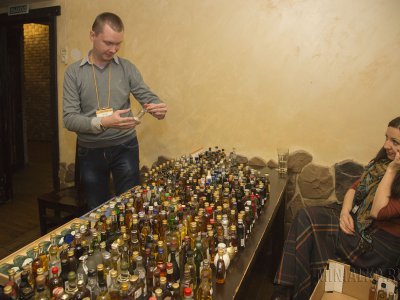 Встреча коллекционеров бутылочек в Москве, 2013 год